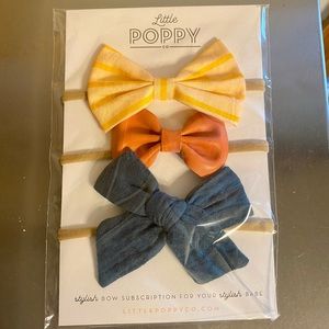 NWT Little Poppy Co Original Bows on Headbands